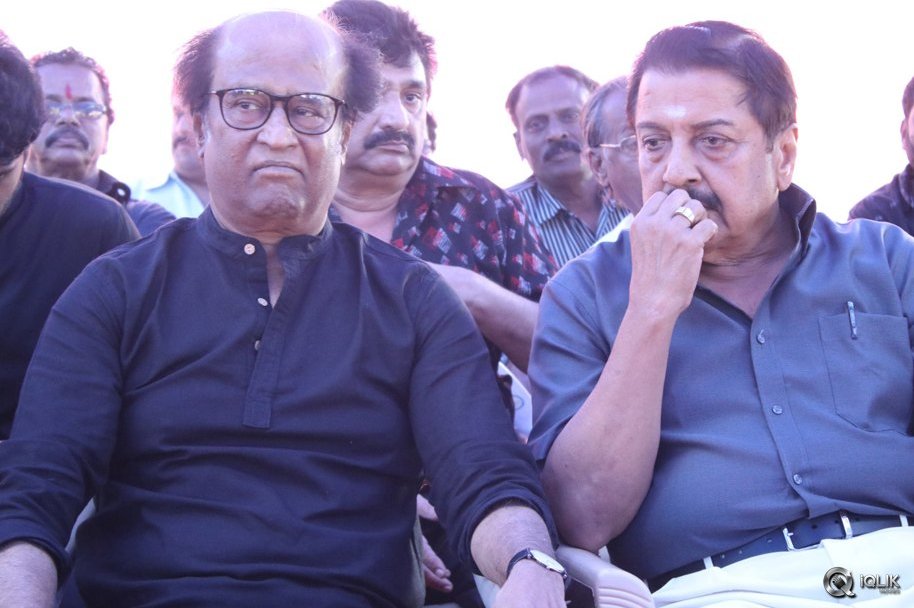 Tamil-Actors-Protest-For-Jallikattu